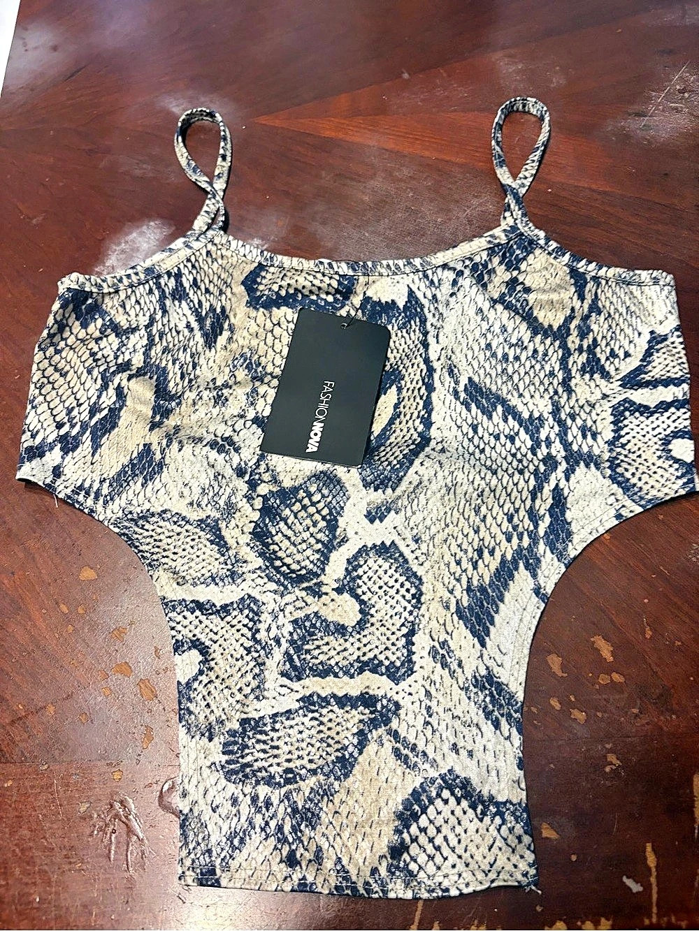 Fashion Nova Queen Cobra Skirt Set Snake Print Crop Top Set Size Medium NWT